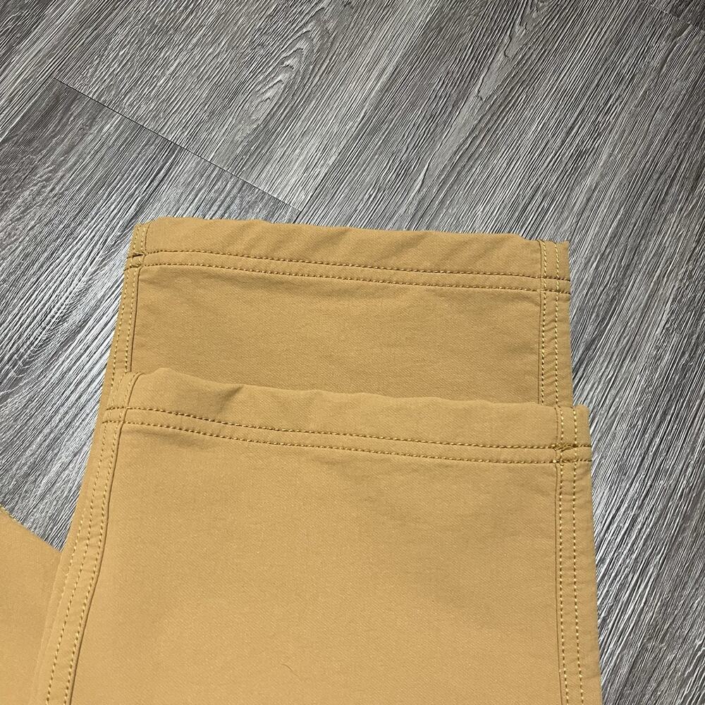 TRUEWERK T2 WerkPant Men's 36x32 Sand Stretch Technical Utility Work Pants EUC - Picture 7 of 16
